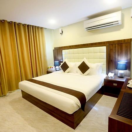 Golden Crown Hotel Alseeb Muscat Exterior foto